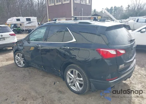 2018 Chevrolet Equinox Premier z USA, uszkodzony, nr VIN 2GNAXWEX2J6162155